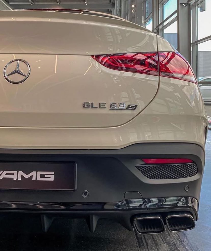 Moh ○n X ♤ tweet media