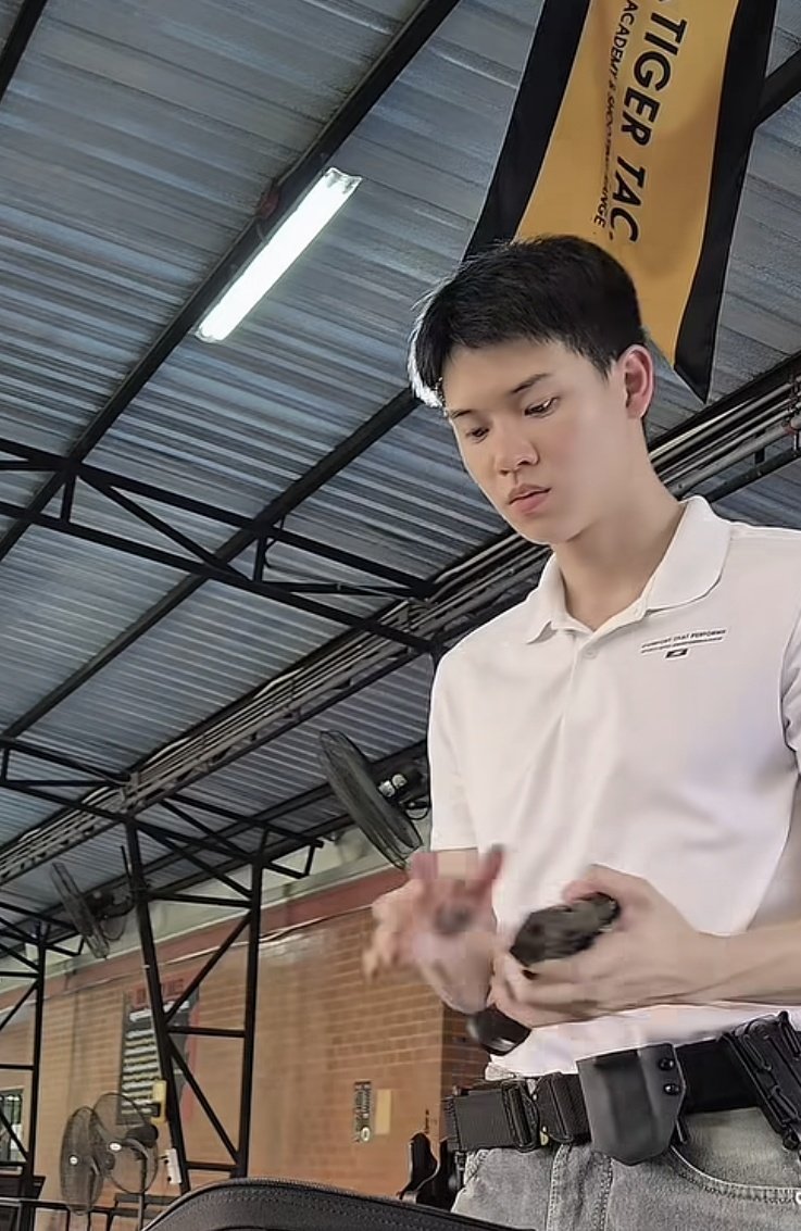 𝐘𝐔 𝐘𝐈𝐏𝐏𝐄𝐄 tweet media