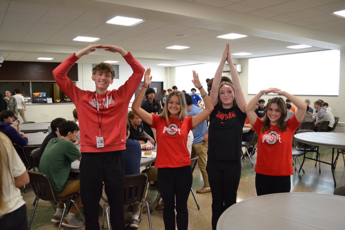 paduafranciscan's tweet image. The Class of 2026 celebrated College Decision Day today! 

The Advancement Team, along with the Counseling Department, treated the seniors to breakfast sandwiches and coffee.

#PaduaClassOf2026 #DecisionDay