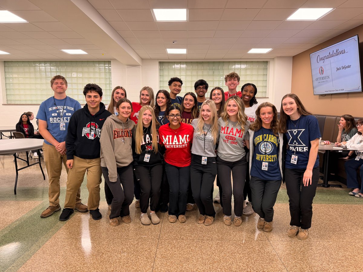 paduafranciscan's tweet image. The Class of 2026 celebrated College Decision Day today! 

The Advancement Team, along with the Counseling Department, treated the seniors to breakfast sandwiches and coffee.

#PaduaClassOf2026 #DecisionDay