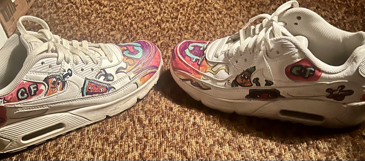 crazy_fruits6's tweet image. My Shoe Design👟👟👟👟👟👟👟

#design #showdesign #yourstyle #cartoonists #shoes #crazyfruitsart #crazyfruits1130 #jessicapatton