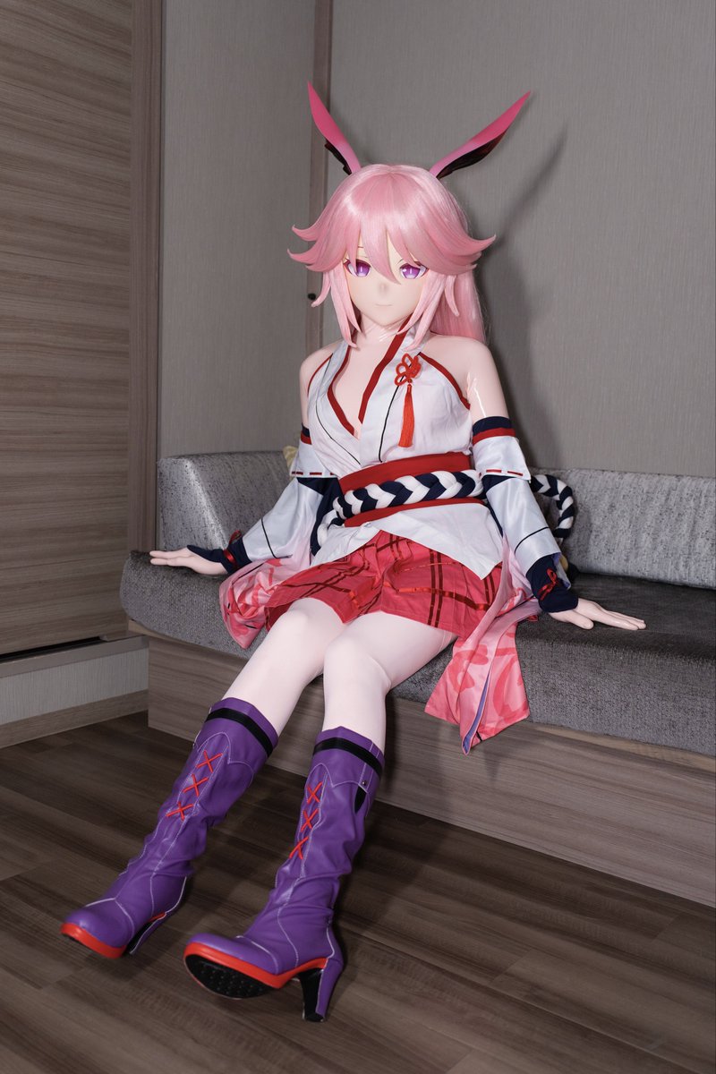 乖巧（但是穿胶
📷 | <a href="/Ridicuz/">ridicuz</a>
