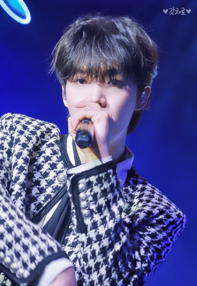 갓_채채 tweet media