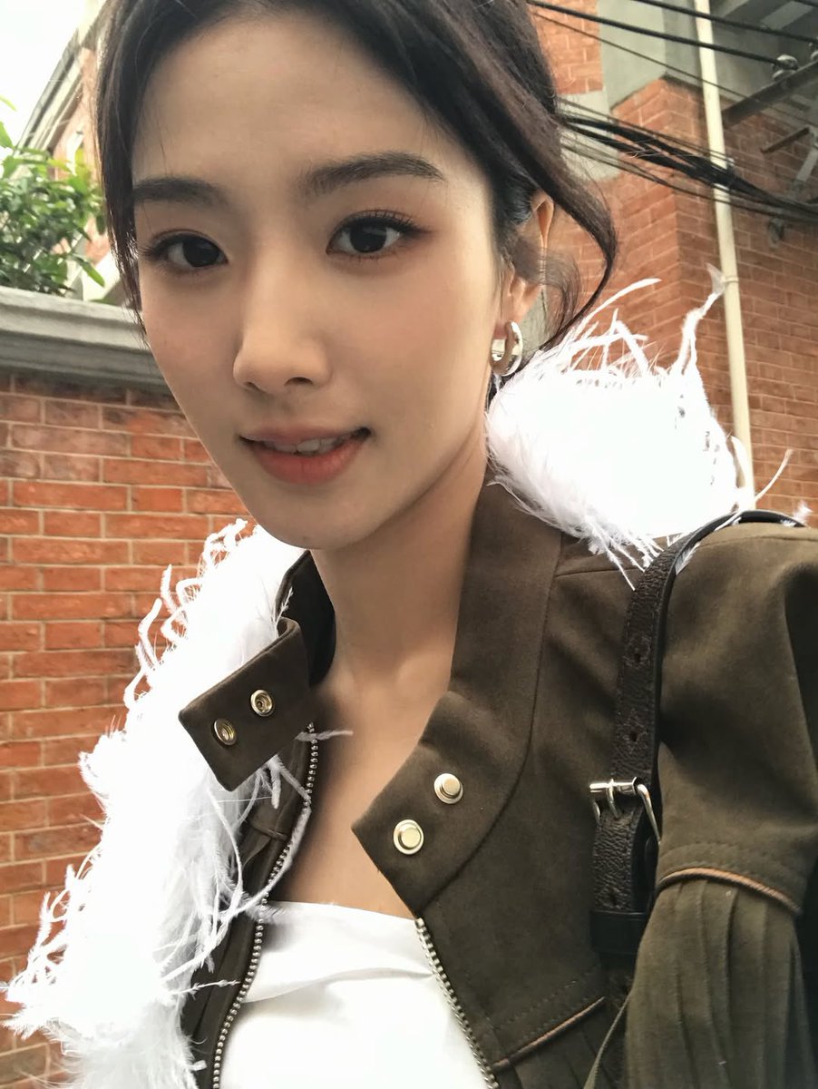 for lu yuxiao tweet media