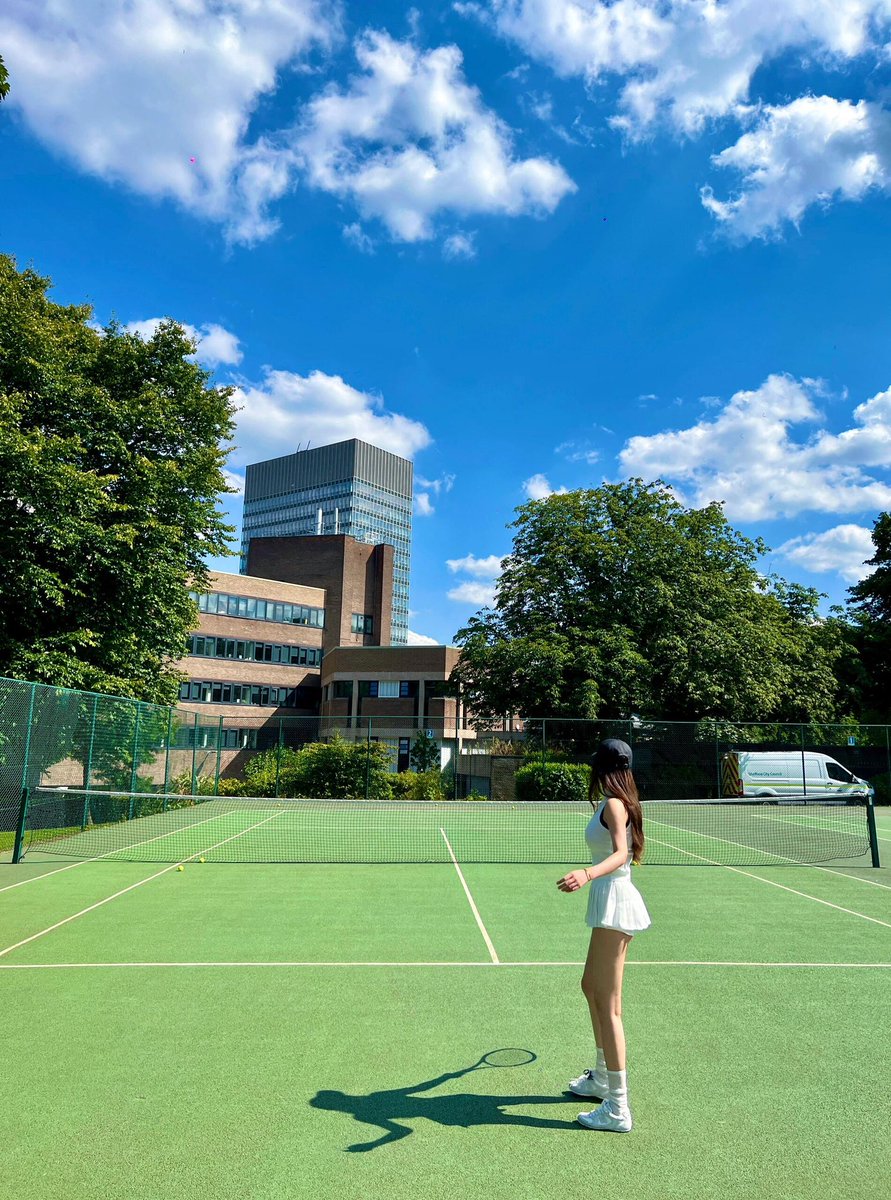 SweetDorothy8's tweet photo. Play tennis🎾 https://t.co/b8bz6yiC71