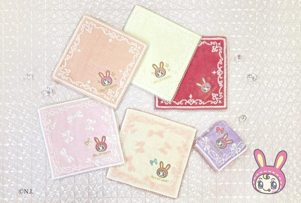 ジルスチュアート×メゾピアノ“べリエちゃん”の刺繍入りハンカチ、ラメ