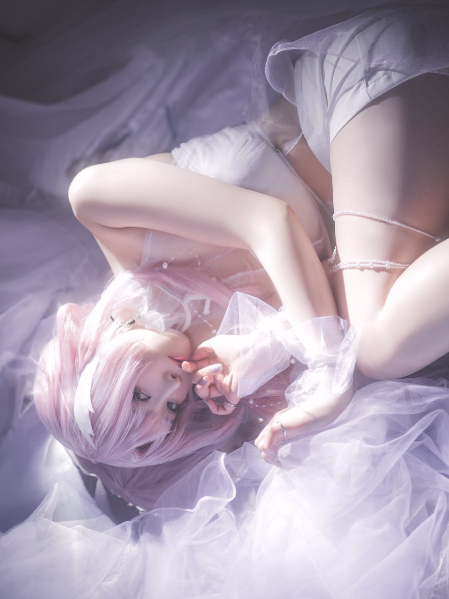 nuninuni22's tweet photo. ✝︎ Cosplay ✝︎

1周年おめでとうございます🩷✝️

KAMITSUBAKI STUDIO /琶舞さん
photo Markさん

#琶舞あーと #琶舞1周年 コスプレ https://t.co/6DJfReYJZw