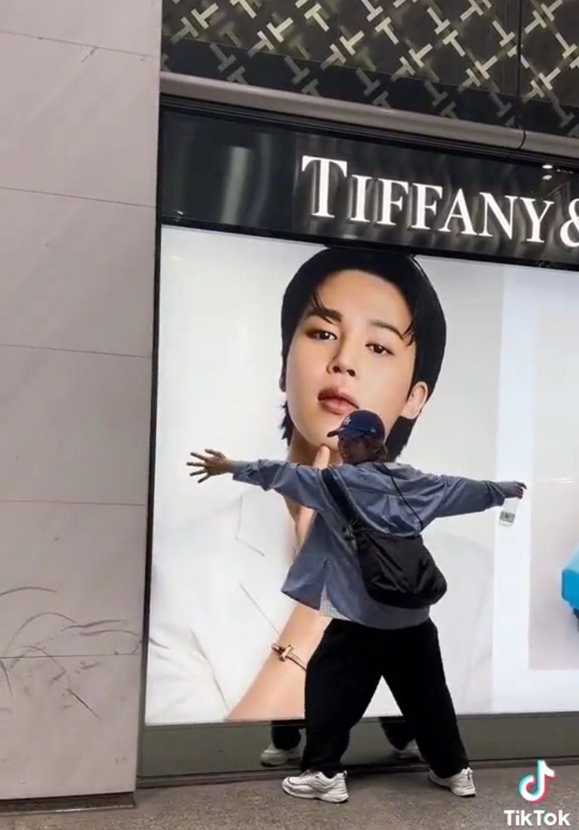 🍑FACE 🪞위너스 ᴹᵁˢᴱ ᴍᴜSᴇ ​ 𝐉𝐢𝒎𝐢𝐧¹³Who tweet media