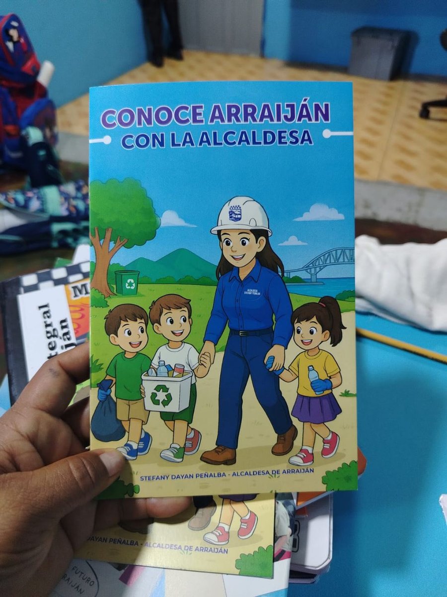 soylopera's tweet photo. Kim Jong Un ni sabe lo que la alcaldesa de Arraiján anda haciendo con la juventud de su distrito. https://t.co/pBfIuhU4xp