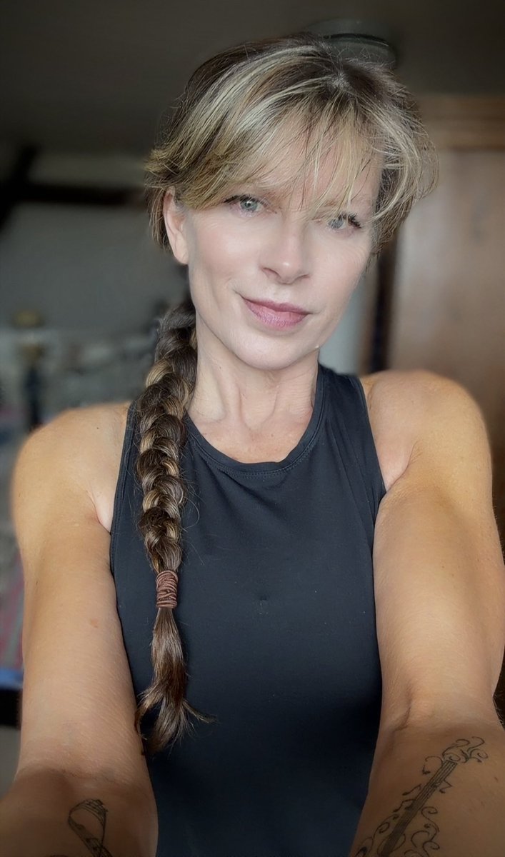 💜VioletMistyBlu💜 tweet media