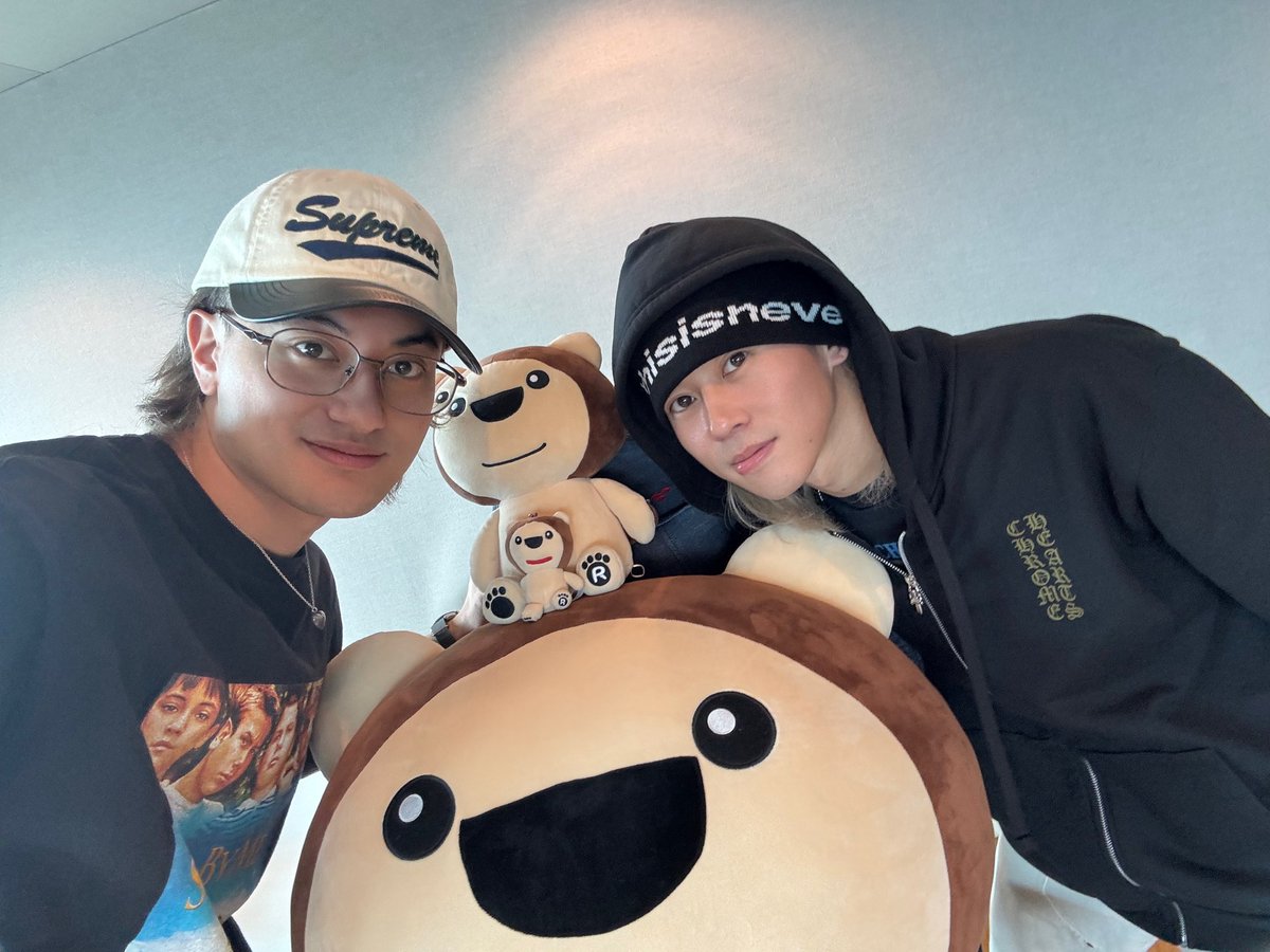 ss_ae tweet media