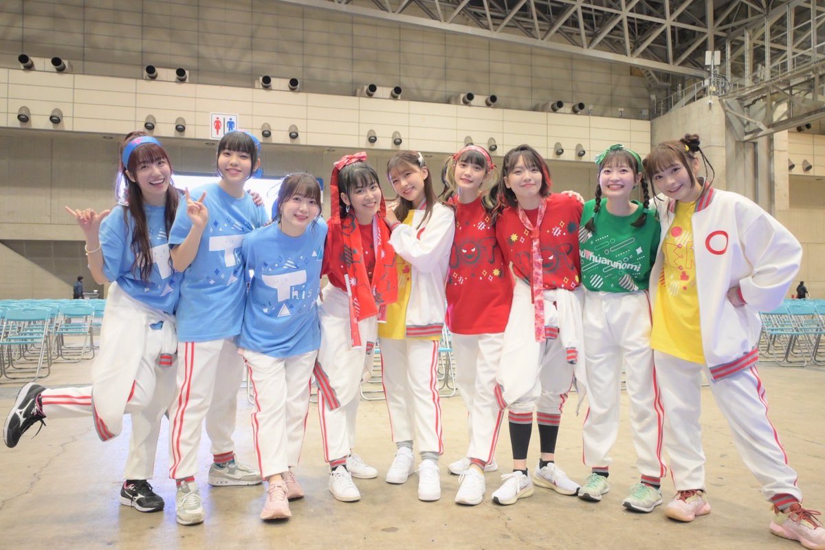 小山百代 tweet media