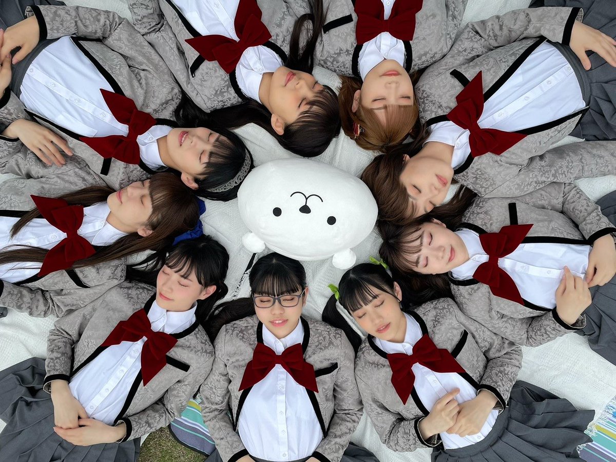 小山百代 tweet media