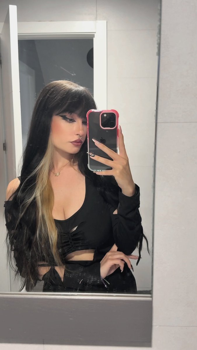 ༺ lawley ☽ ༻ tweet media