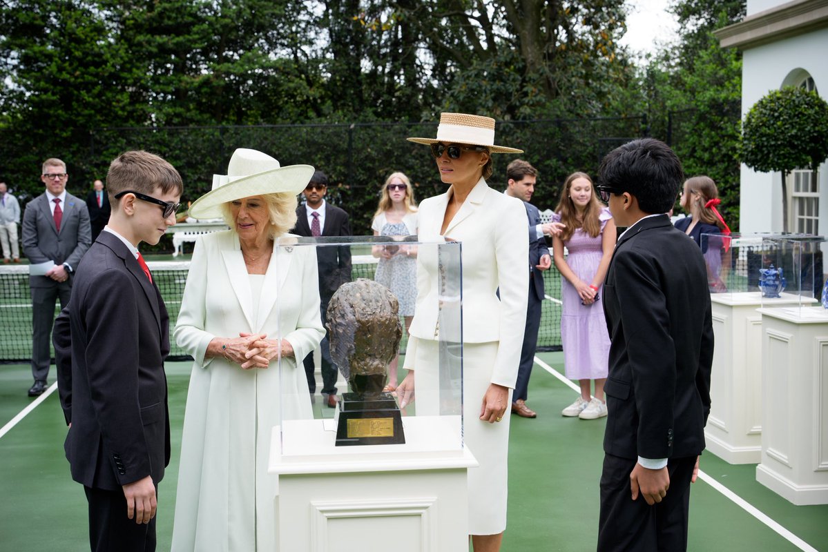 Office of the First Lady tweet media