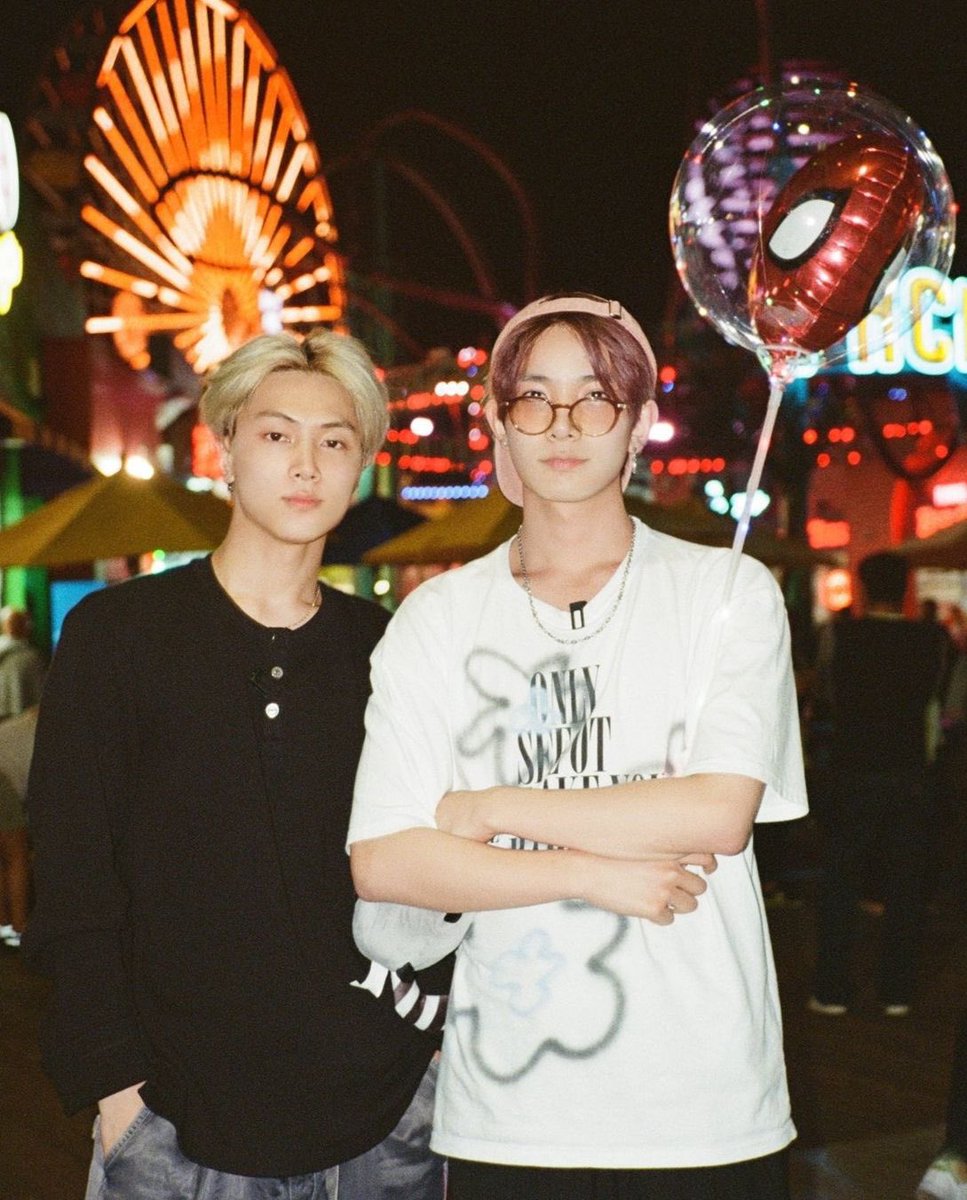 ,, ENHYPEN IS 7 tweet media