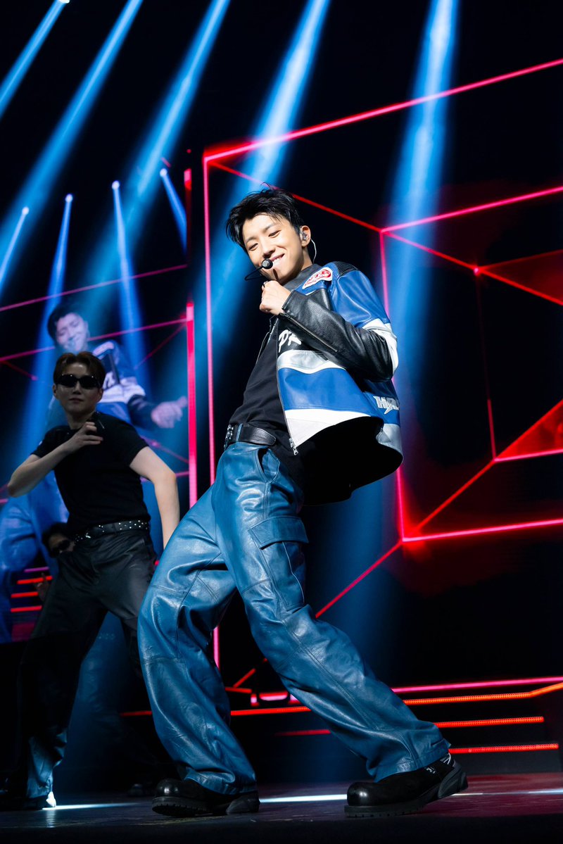 우영아~💙
Happy Birthday🎂
ウヨンが幸せだとわたしたちも幸せ💙💙
これからもずっとウヨンはわたしの大切な人です🥹
大好きだよ〜💙💙
# HAPPY_WOOYOUNG_DAY
# 우리의늪_장우영생일축하해