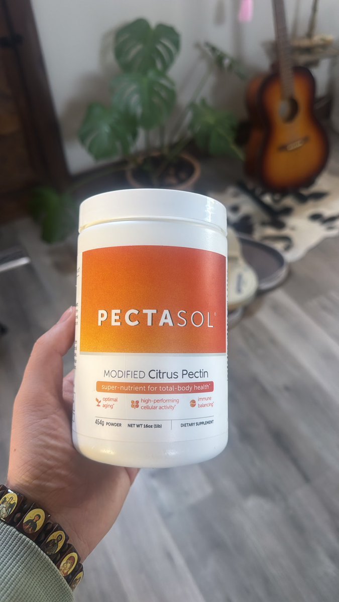 TheRawSol's tweet photo. 3 scoops of modified citrus pectin a day right now. I feel like I’m going through a heavy metal elimination right now and this seems to help a lot. https://t.co/m5ilqR4Qnv