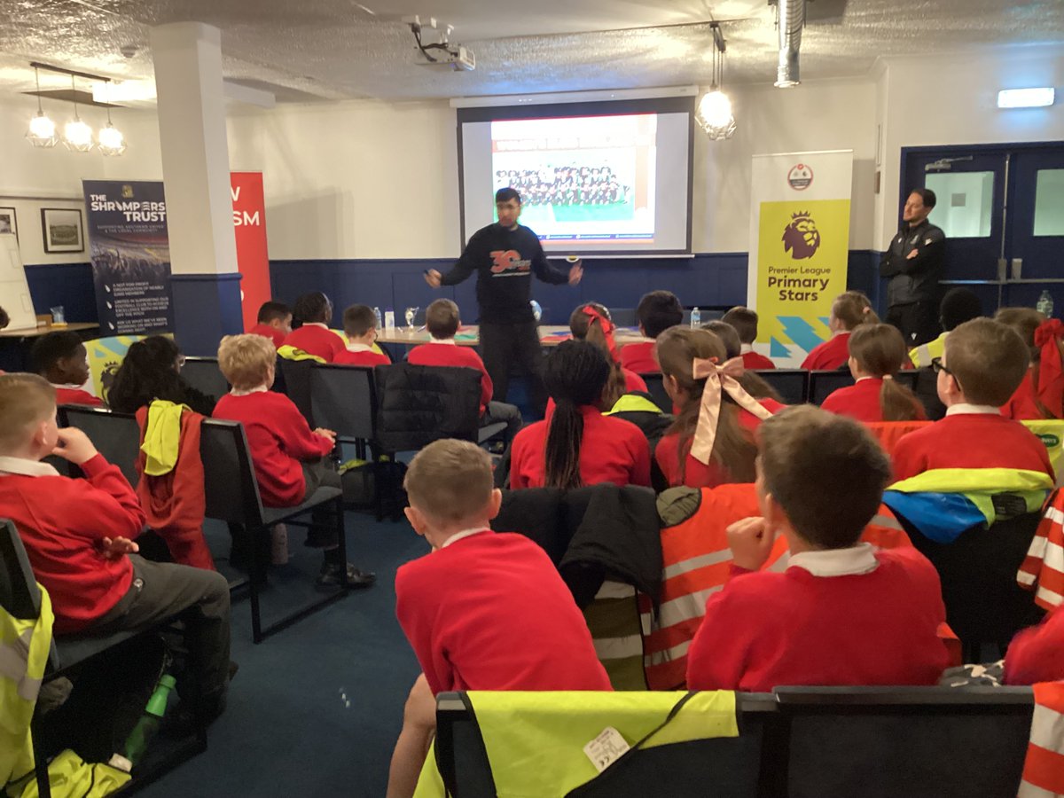 SUFCCommunity's tweet photo. Yesterday we welcomed Sacred Heart year 5's to Roots Hall for a Premier League Primary Stars anti-discrimination workshop partnered with Show Racism The Red Card🟥

Superb engagement throughout the day, topped off with some very thought-provoking questions for our Q&amp;A⁉️ https://t.co/ORNQBfYojh