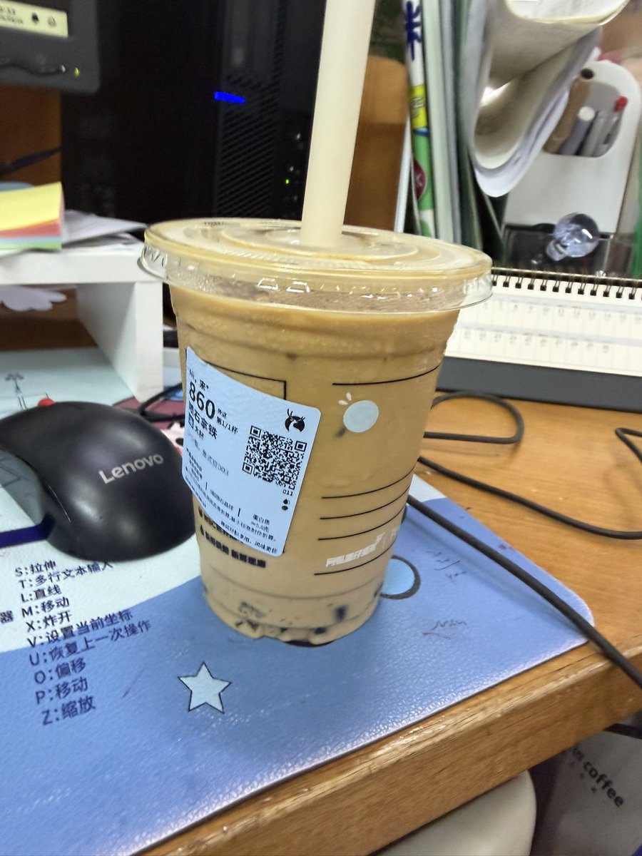 MissHu9275's tweet photo. 好无聊啊……五一有杭州约饭的吗 https://t.co/1s40Xy5c17