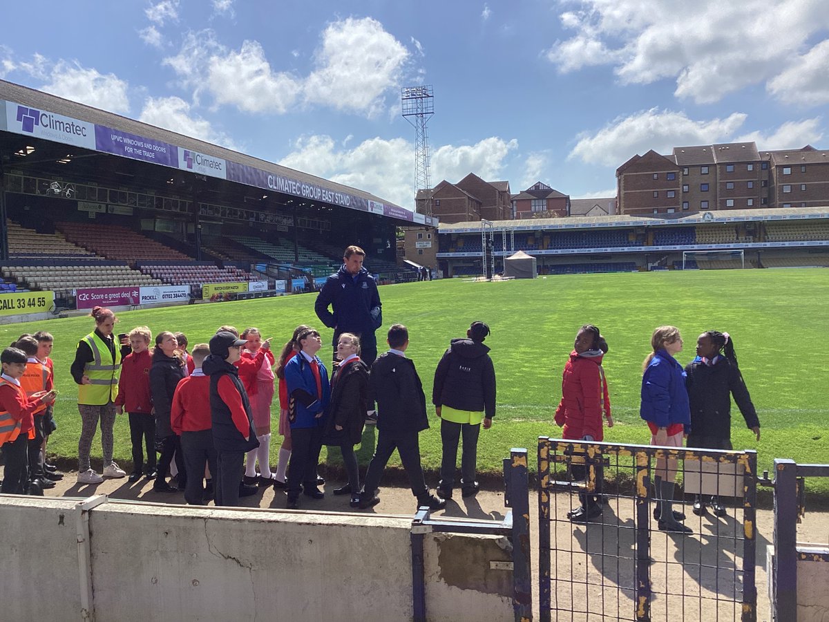 SUFCCommunity's tweet photo. Yesterday we welcomed Sacred Heart year 5's to Roots Hall for a Premier League Primary Stars anti-discrimination workshop partnered with Show Racism The Red Card🟥

Superb engagement throughout the day, topped off with some very thought-provoking questions for our Q&amp;A⁉️ https://t.co/ORNQBfYojh