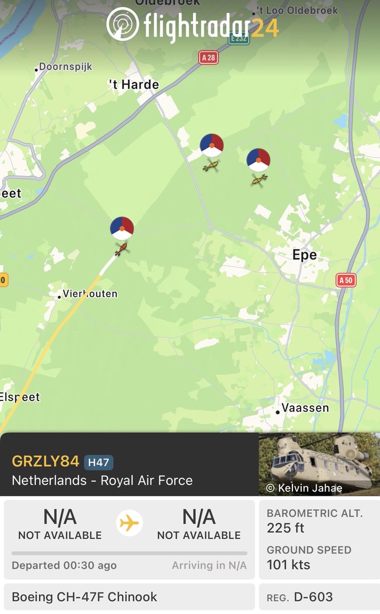 shibamoonshot's tweet photo. 3e chinook onderweg voor bluswerkzaamheden #epe #thatde #natuurbrand https://t.co/xnlt9jBLzP