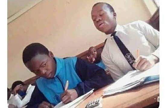 GabiteYassin's tweet photo. We all had those two supper Legends in class https://t.co/YqFUMfx7i6