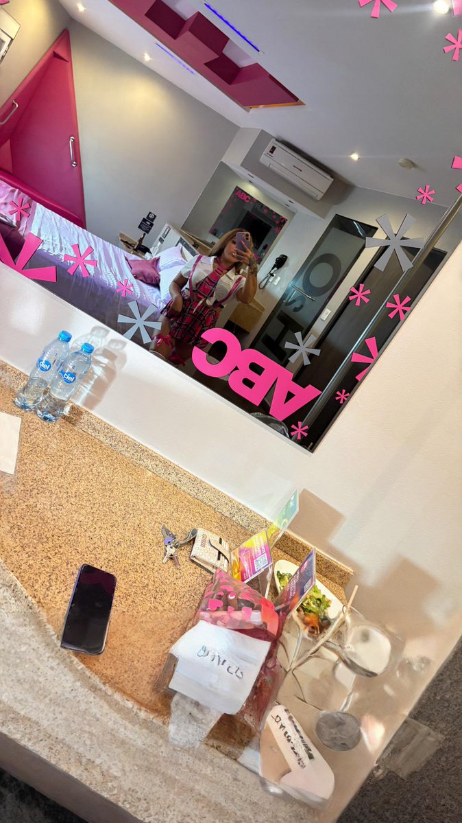 Rouse Petit 🍒 tweet media