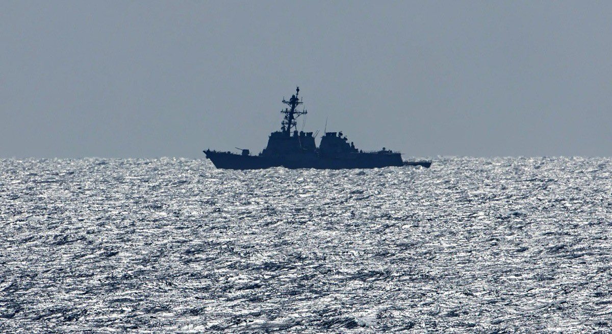 addisstandard's tweet image. War on #Iran fuels piracy resurgence off #Somalia coast, #EU naval force warns

Addis Abeba - The ongoing war in Iran is contributing to a renewed surge in maritime piracy off the coast of Somalia, raising concerns over security in one of the world’s busiest shipping routes,