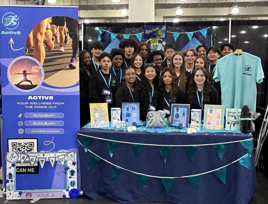WhufsdRams's tweet photo. Last week, @wh_secondary Virtual Enterprise students took on the annual Youth Business Summit @ the Jacob K. Javits Convention Center in NYC — competing alongside peers from the U.S., the Netherlands, Germany, and Austria.
#WHeRiseTogether #VirtualEnterprise #YouthBusinessSummit https://t.co/D4oeztowYF