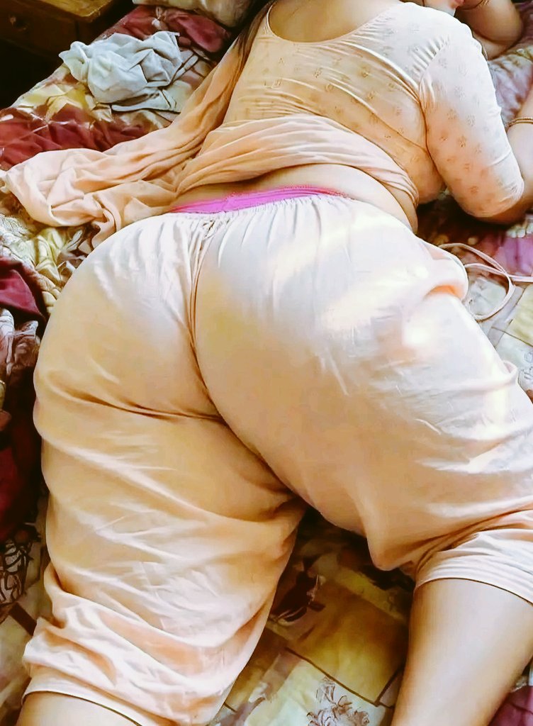 tumhari maa ka yaaar tweet media