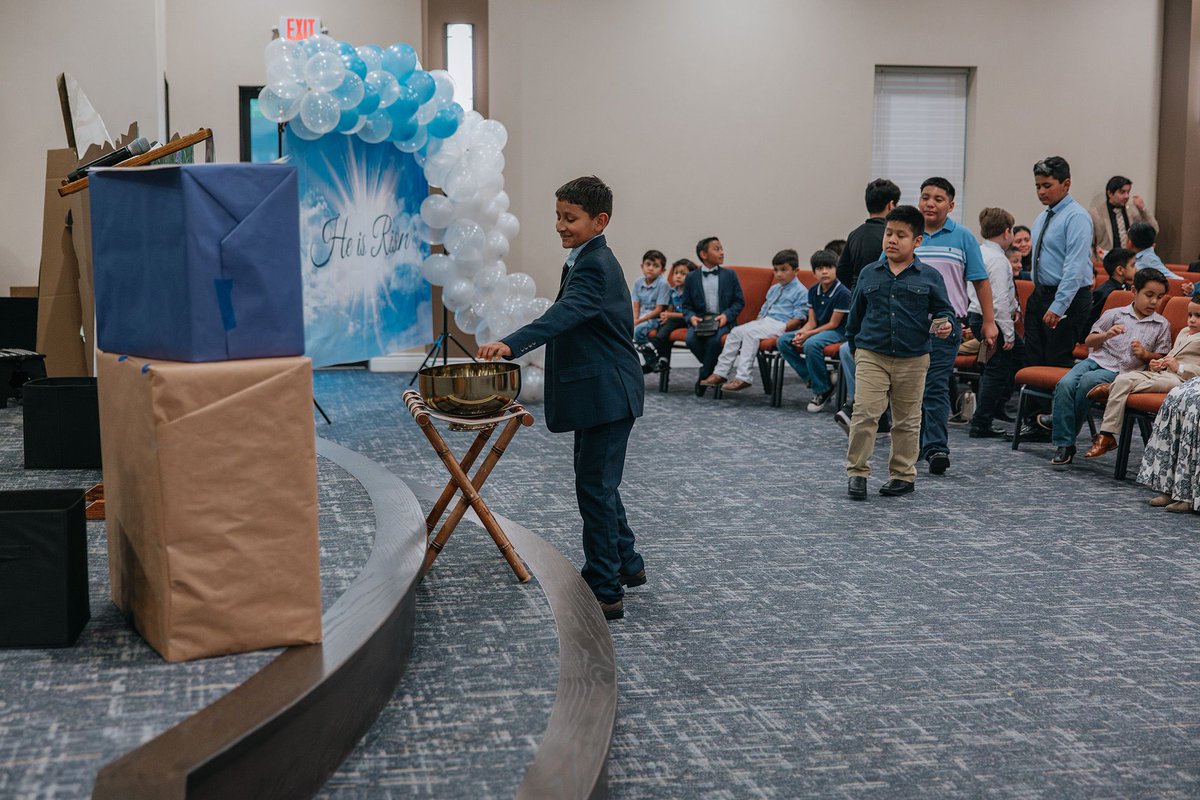 ipuhcentral's tweet photo. ¡La Escuela Dominical celebró su culto de niños! Los pequeños alabaron a Jehová con todo su corazón, disfrutaron de un drama y recibieron la Palabra de Dios. Hoy tenemos culto de estudio bíblico a las 7:30PM. ¡No faltes! https://t.co/doNICusrvd
