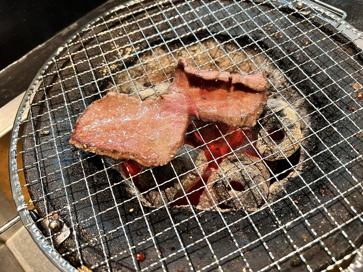 磁場ニャン tweet media