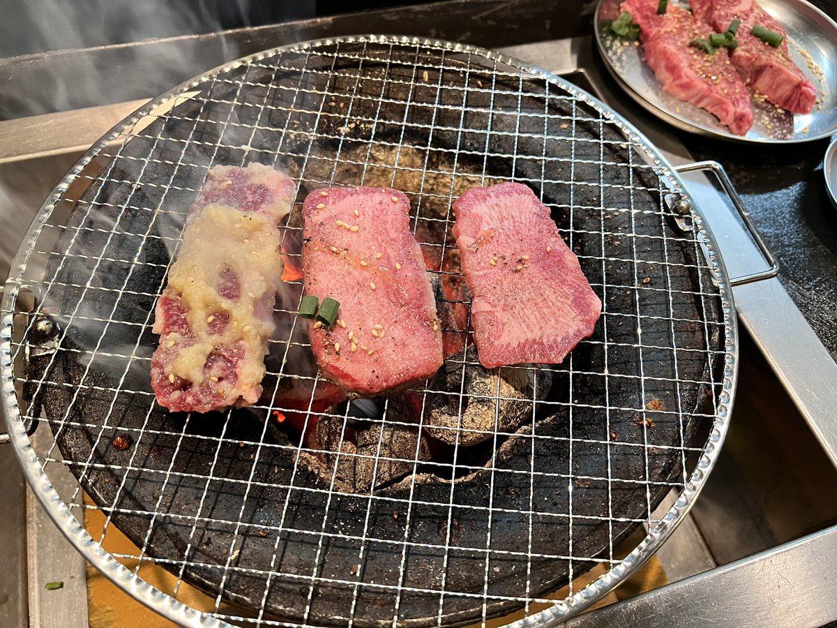 磁場ニャン tweet media