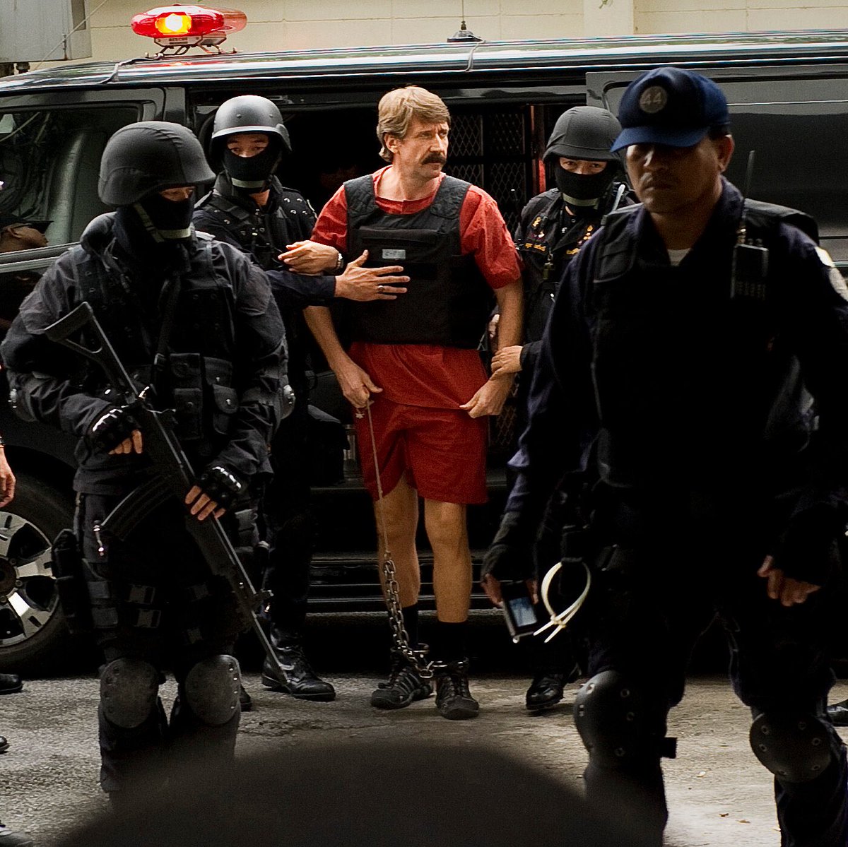 Melian Refugee tweet media