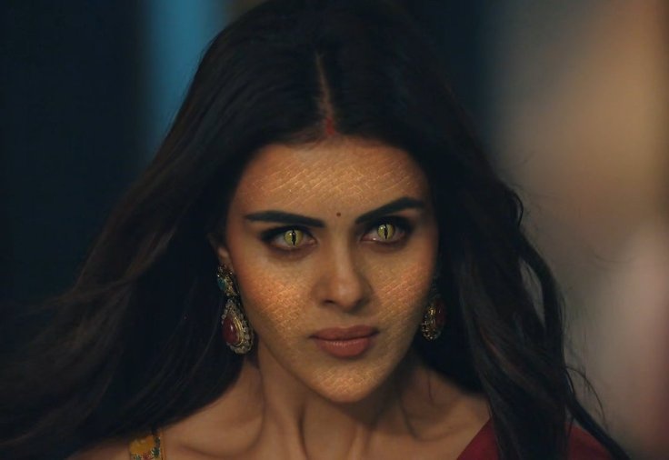 Annieeju's tweet photo. No matter what, this baby girl gives her everything to her show. Hope her hardwork pays off &amp; this last stretch of the show atleast gives her what she deserves🥺
#Naagin7
#PriyankaChaharChoudhary https://t.co/p9r8VKXo0A