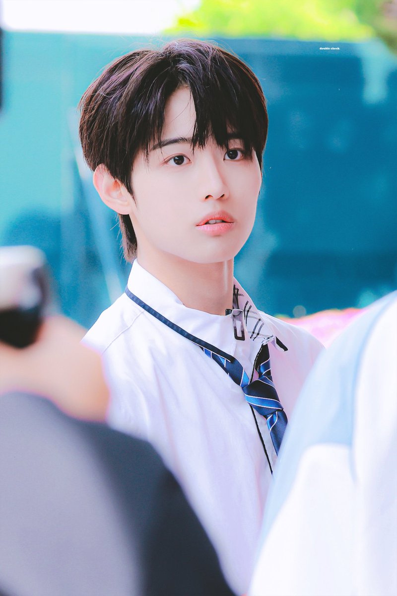 따블✌️ tweet media