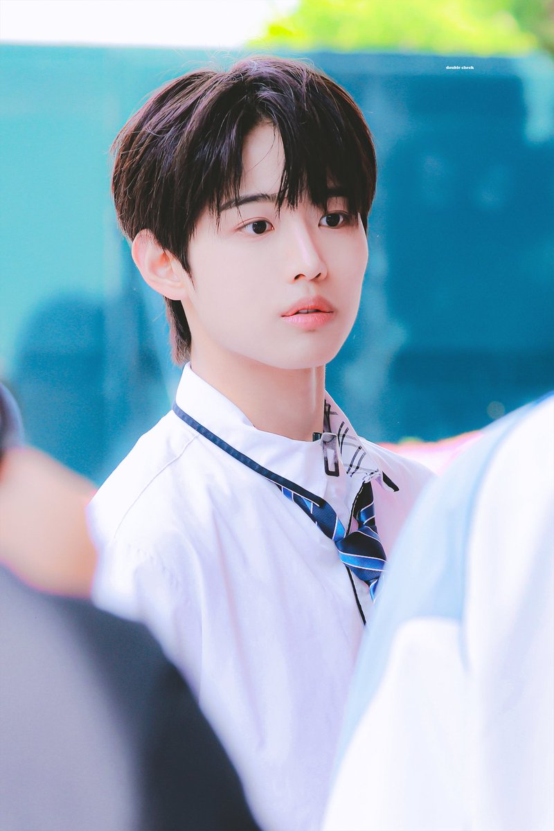 따블✌️ tweet media