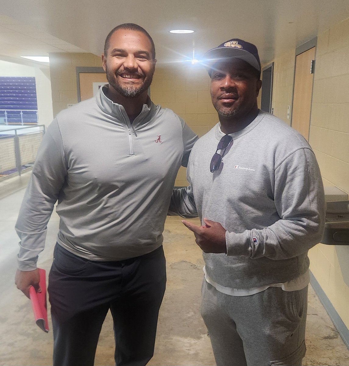 bmpetersonsport's tweet photo. Thanks for visiting @CAPSfootball Coach @crob45 #RecruitBroughton @AlabamaFTBL https://t.co/GLQ5XGQ0ef