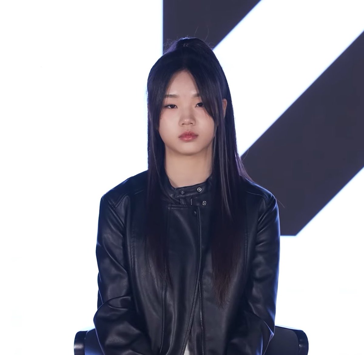 NEXT MONSTER Charts tweet media