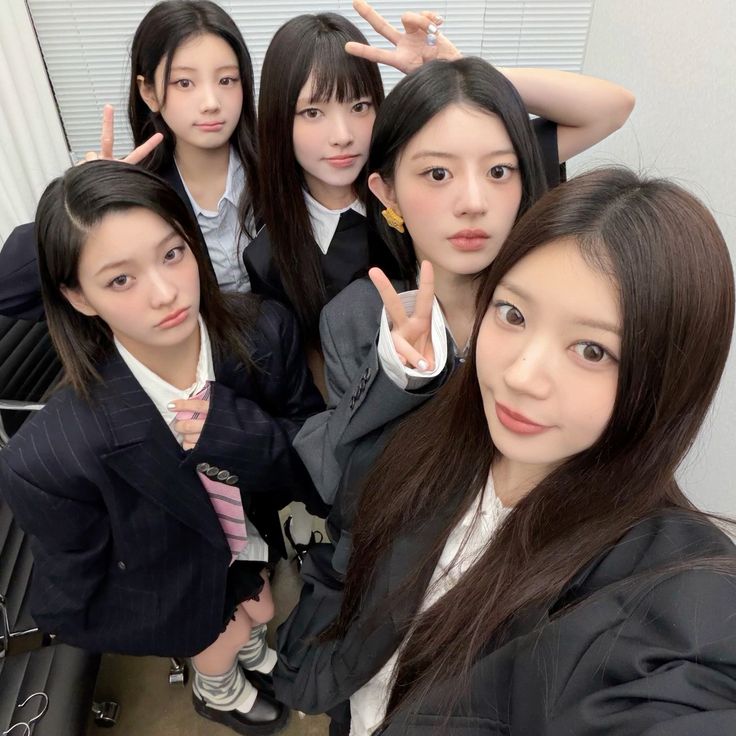 7th year : niel :33 tweet media