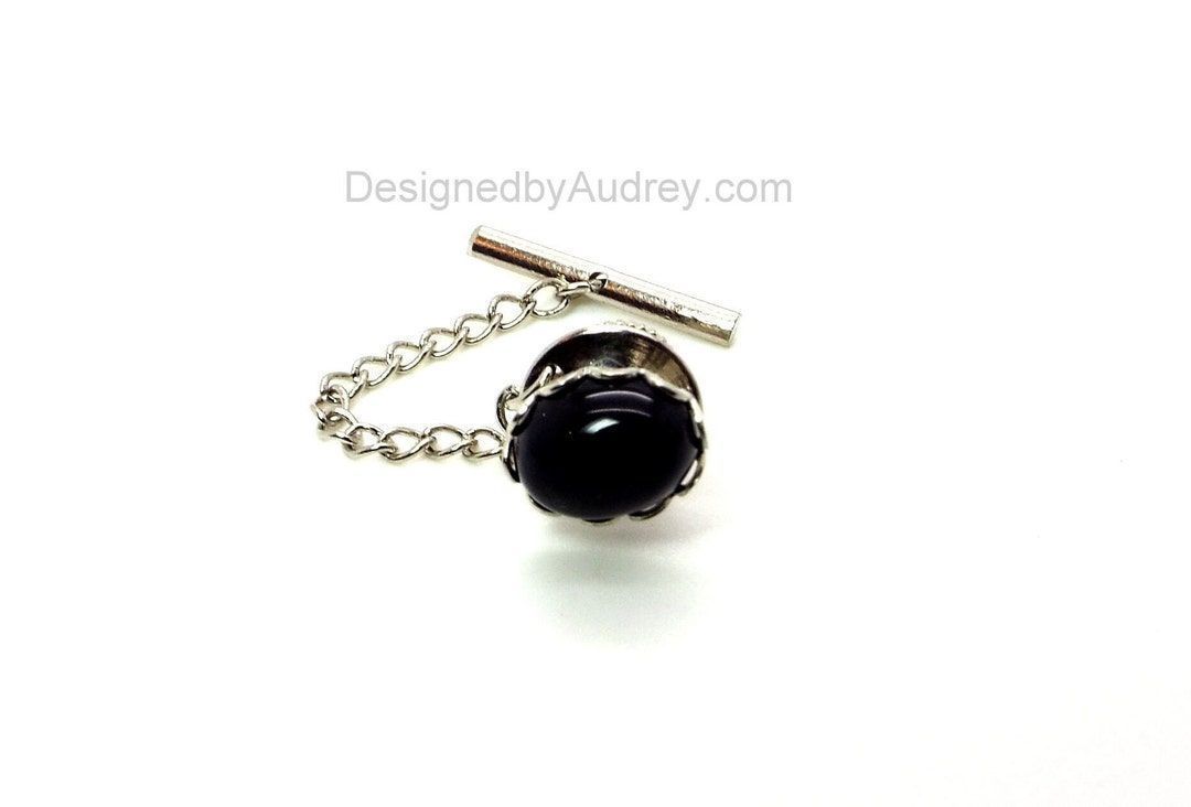 DesignsbyAudrey's tweet image. Lovely Black Tie Tac - Onyx Tie Tac - Black Onyx Tie Tac - Black Oval Tie Tac with Chain by #DesignedbyAudrey.  Great mens #handmade dress shirt and tie accessory buff.ly/3XcnCWt via @Etsy
