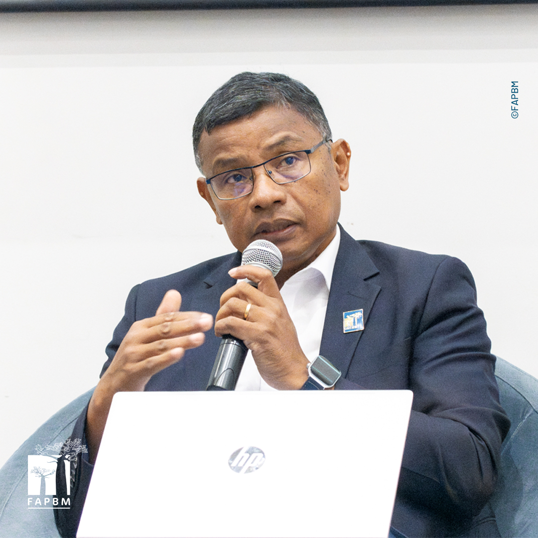FAPBM's tweet photo. 🌿 Sustainable finance. On 28 and 29 April 2026, a workshop organised by WWF Madagascar at the Radisson Blu Antananarivo, aimed at promoting sustainable finance to strengthen Madagascar’s commitment to the 30x30 Plan.
#FAPBM #WWF https://t.co/E5sQAHo5zS