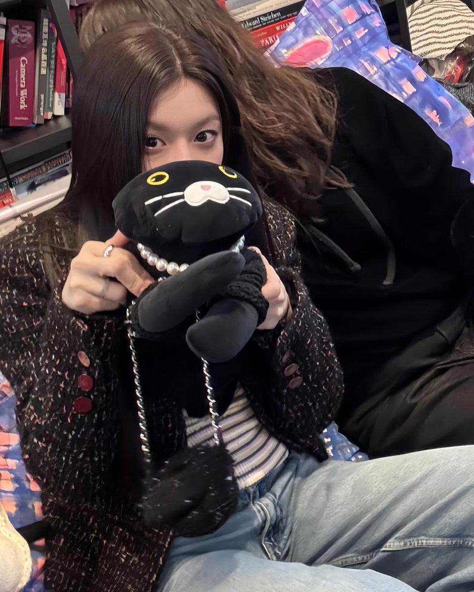 maikha 12c tweet media