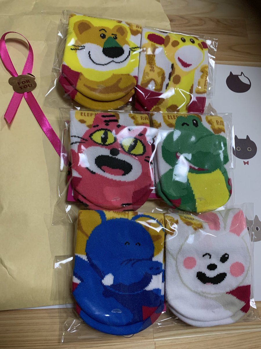 satomi_Boooon's tweet photo. お誕生日のプレゼントもらいました🎁

ありがとう🫶🏻💕︎ https://t.co/XCwcWxRiwx