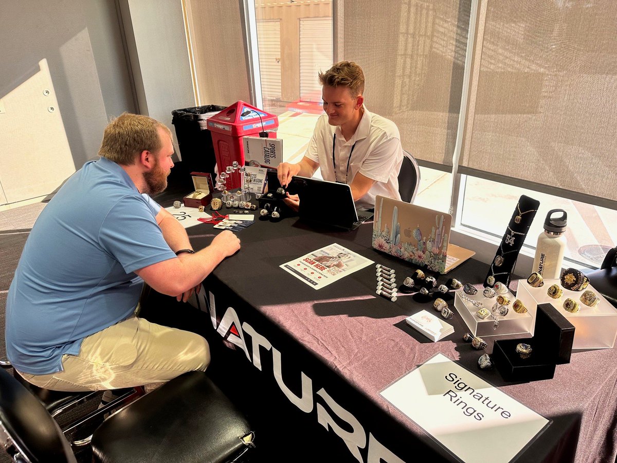 Signature Championship Rings tweet media