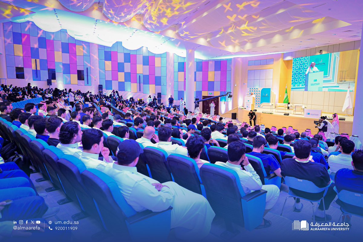 alsughayir's tweet photo. تشرفنا اليوم في #جامعة_المعرفة بلقاء معالي الدكتور عبدالله بن عبدالعزيز الربيعة، المستشار في الديوان الملكي والمشرف العام على #مركز_الملك_سلمان_للإغاثة ، في لقاءٍ مثري تناول جهود المملكة الإنسانية كما يرويها من عاشها ميدانياً.
حديثه عزّز وعي الجيل، وقرّب لهم فهم دور هذا الوطن وقيادته في خدمة الإنسان كنهج راسخ، وكان الأثر الأجمل ما لمسته في أبنائنا وبناتنا من وعيٍ متزايد بهذا الدور واعتزازهم به، حفظ الله هذا الوطن العظيم، وقيادته، وأدام عليه الأمن والعزّ والاستقرار 🇸🇦💚