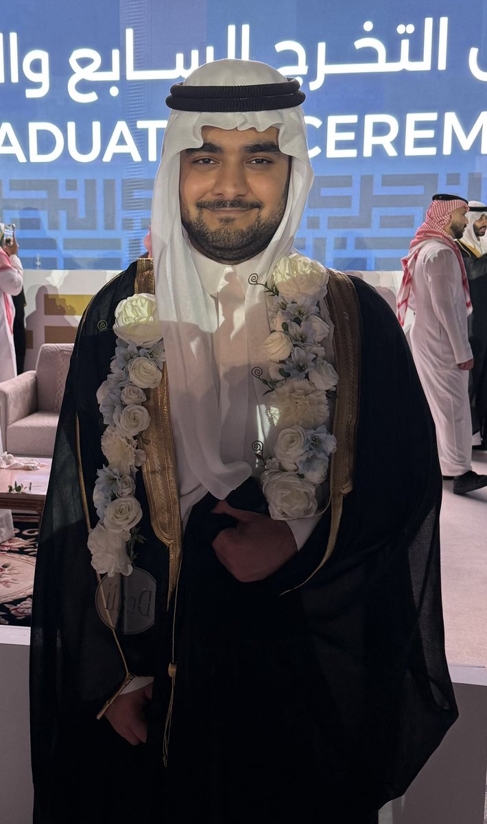 فاضل العماني tweet media