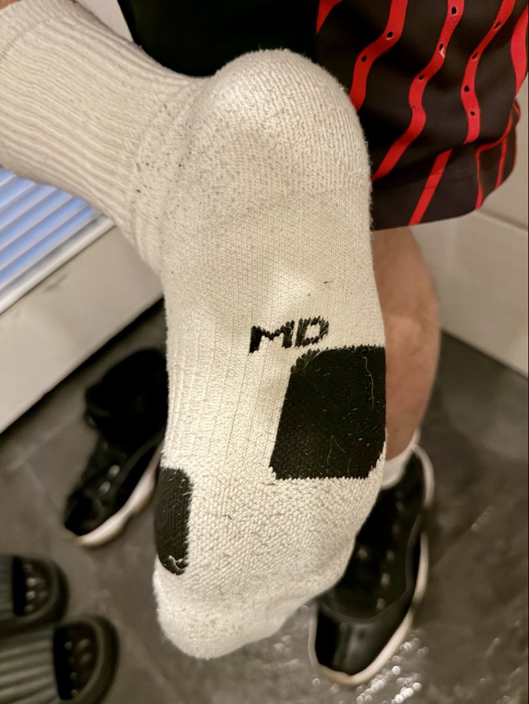 alienboss001's tweet photo. 抽个袜子？ https://t.co/XLZxWsI4jk