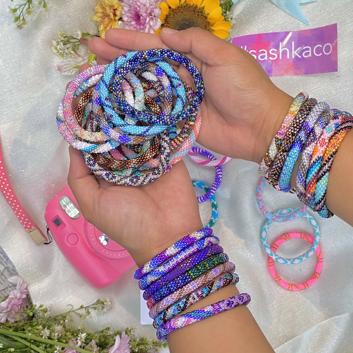 SashkaCo's tweet image. Like this bracelet, a mother’s love is a circle that never ends.🌷💖

sashkaco.com/collections/ne…

#SashkaCo #handmade #bracelets #beadedjewelry  #trendy #mothersdaygift  #alwayspositivevibes #Florida #shopsmallbusiness